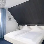 Garni Haus Schoenberger Hotel 2*