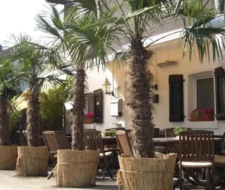 Szálloda Garni Haus Schoenberger 2*